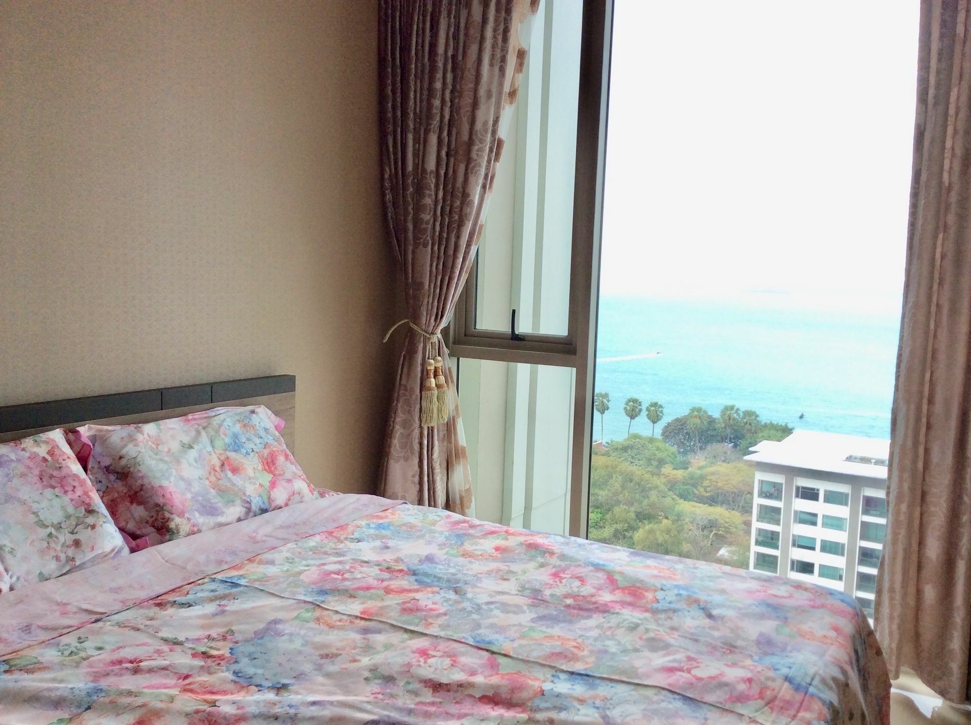 The Riviera Wongamat Hong Apartment Pattaya Exterior foto